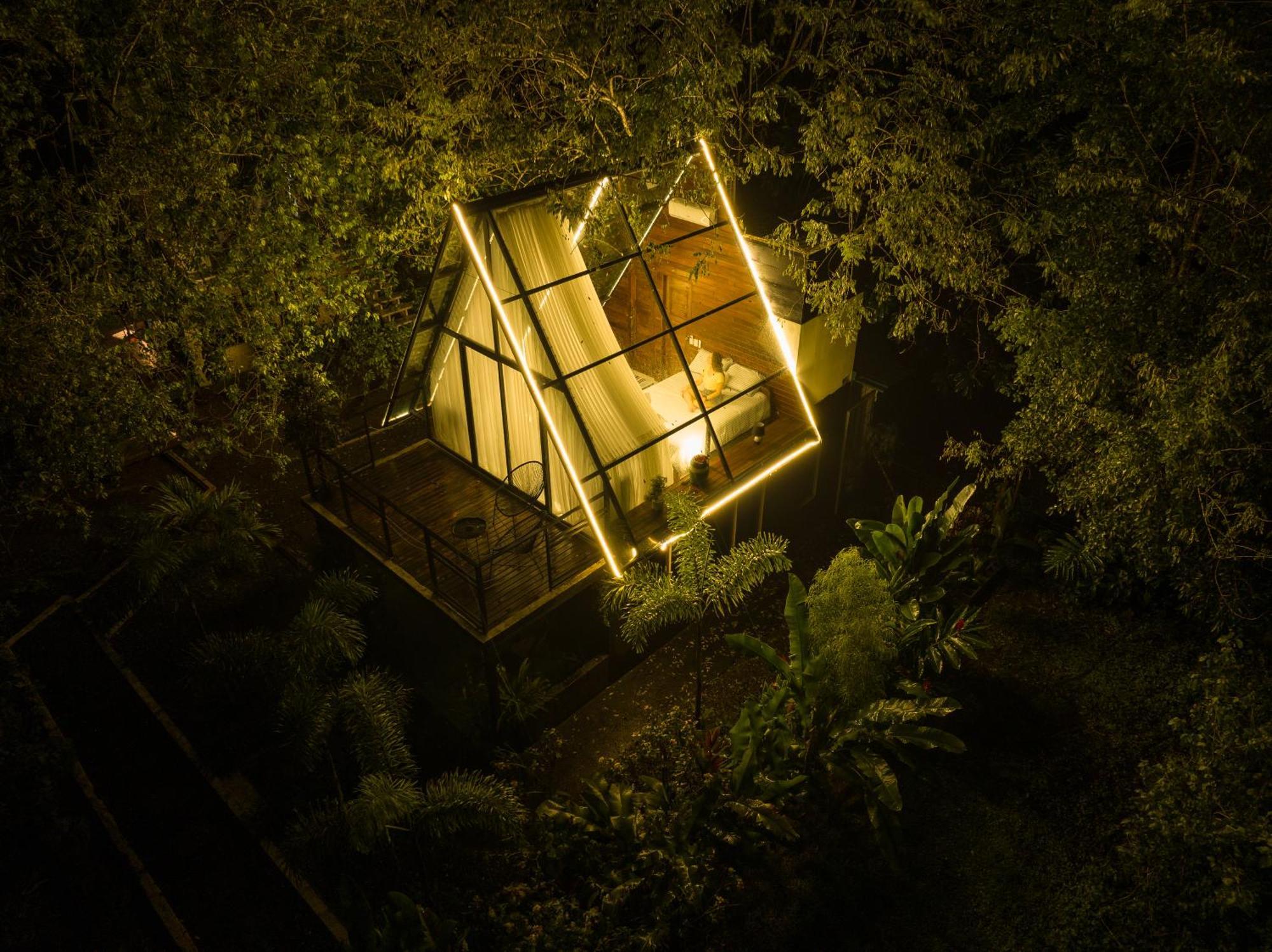 Mali'S House Hotel La Fortuna Exterior photo